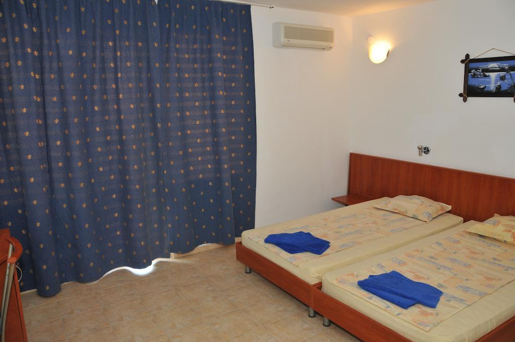 Siana Hotel Sveti Vlas Pokoj fotografie